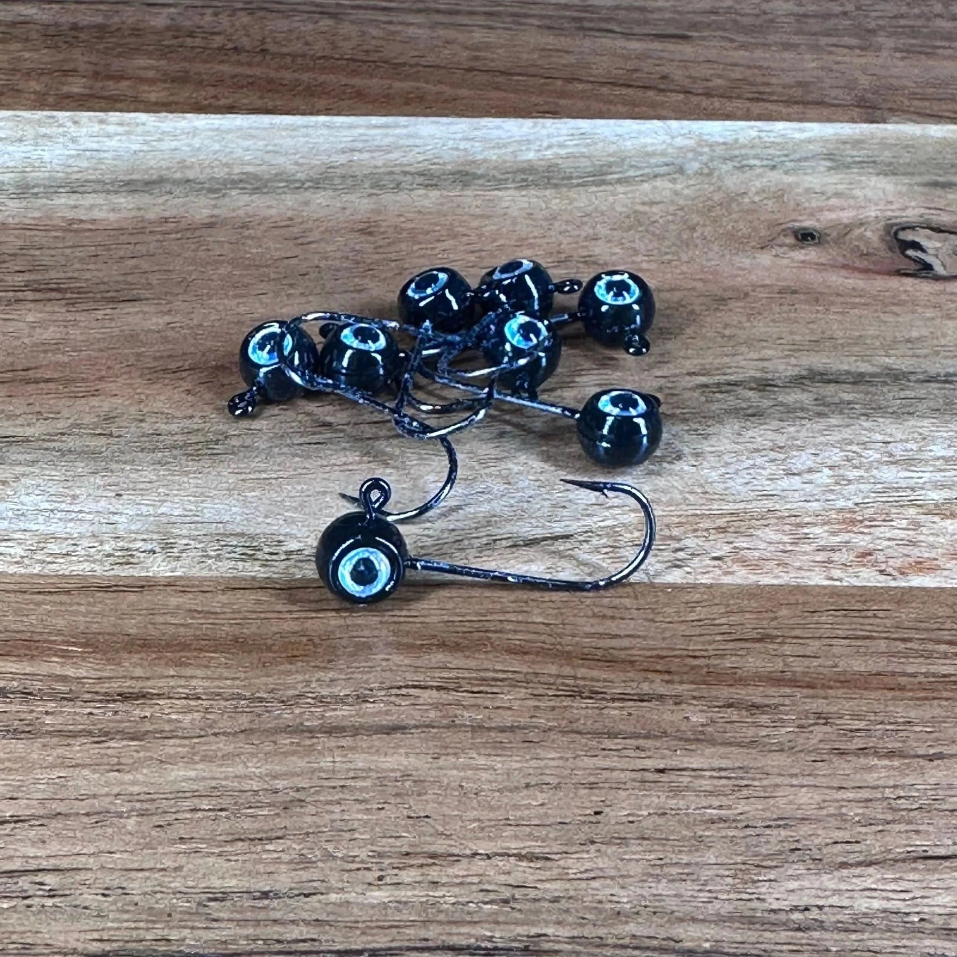 1/16th oz (Mustad #4) - JHall Fishing